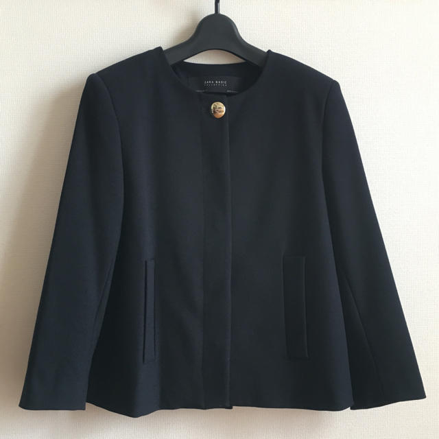 ZARA(ザラ)のZARA ノーカラージャケット レディースのジャケット/アウター(ノーカラージャケット)の商品写真