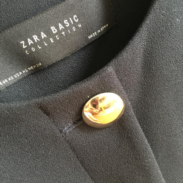 ZARA(ザラ)のZARA ノーカラージャケット レディースのジャケット/アウター(ノーカラージャケット)の商品写真