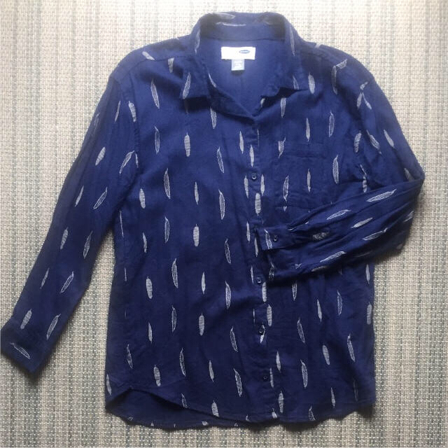 Old Navy(オールドネイビー)の《RNA様　専用》OLD NAVY★シャツ（girlsのXL） レディースのトップス(シャツ/ブラウス(長袖/七分))の商品写真