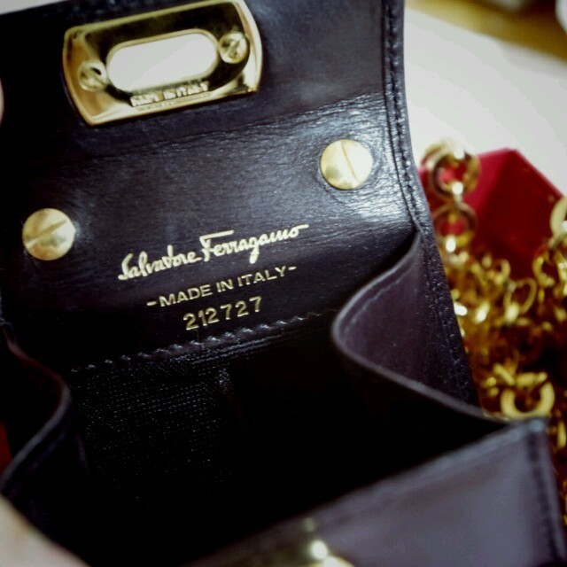 Ferragamo(フェラガモ)のフェラガモ ミニバッグ レディースのバッグ(ショルダーバッグ)の商品写真