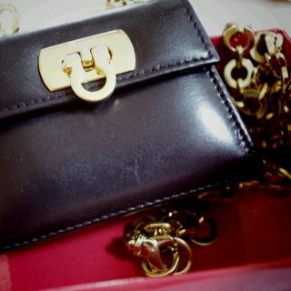 フェラガモ(Ferragamo)のフェラガモ ミニバッグ(ショルダーバッグ)