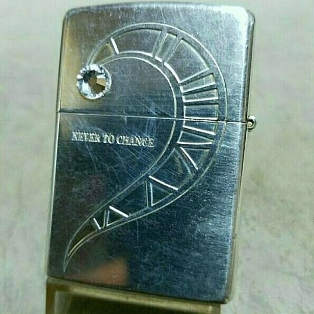 ZIPPO(ジッポー)の中古美品❤12C'Zippo銀張り❤ネバーチェンジ❤送料無料❤ メンズのファッション小物(タバコグッズ)の商品写真