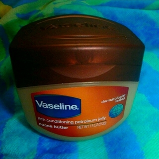 ヴァセリン(Vaseline)のVaseline cocoa butter 212g(その他)
