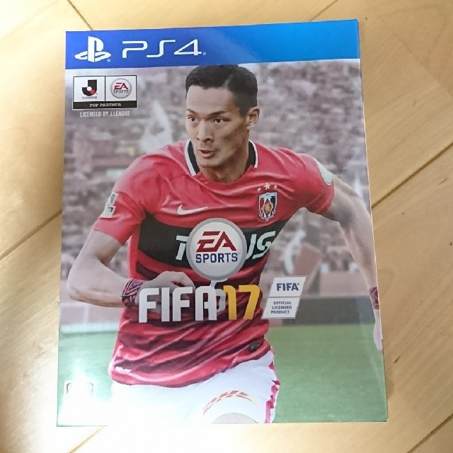 SONY(ソニー)のPS4版 FIFA17 中古美品 エンタメ/ホビーのゲームソフト/ゲーム機本体(家庭用ゲームソフト)の商品写真