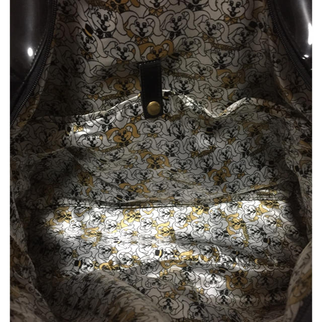 LIZ LISA doll(リズリサドール)の新品！リズリサドール☆ボストン兼キャリーバッグ☆ブラックエナメル/大容量 レディースのバッグ(スーツケース/キャリーバッグ)の商品写真