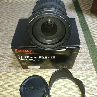 ニコン(Nikon)のSIGMA 17-70mm F2.8-4 DC MACRO Nikonマウント(レンズ(ズーム))