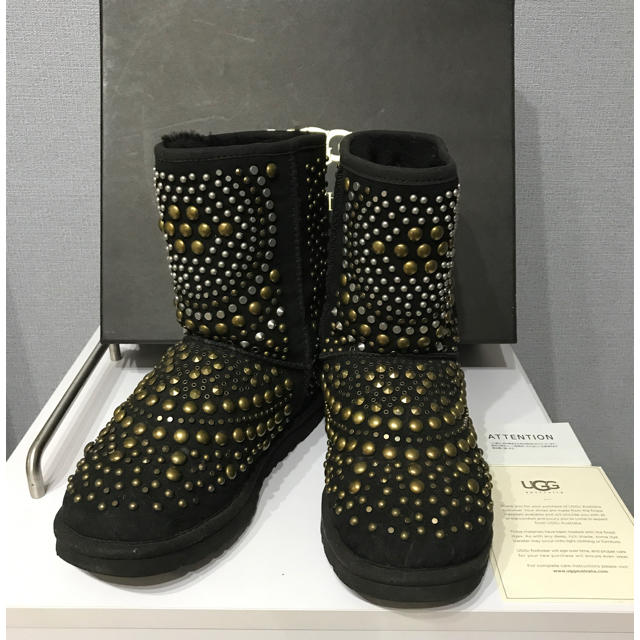 ジミーチュウ×アグ JIMMY CHOO×UGG スタッズ ムートンブーツ - ブーツ