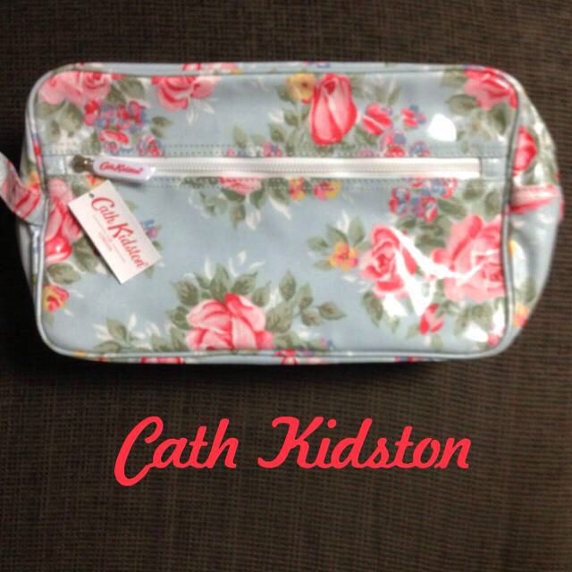 Cath Kidston(キャスキッドソン)の☆新品☆Cath ウォッシュバッグ レディースのファッション小物(ポーチ)の商品写真