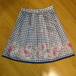 レストローズ(L'EST ROSE)の☆レストローズスカート☆(ひざ丈スカート)