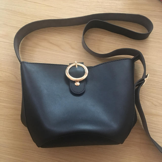 RETRO GIRL(レトロガール)の黒のショルダーバッグ❤︎ レディースのバッグ(ショルダーバッグ)の商品写真