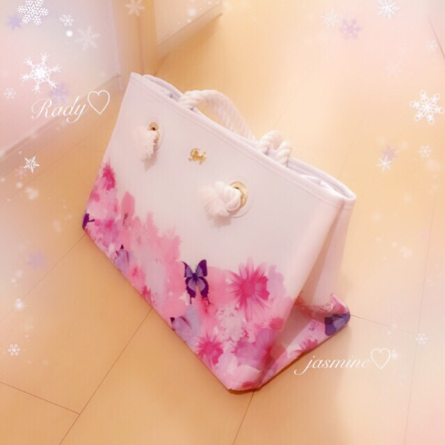 Rady(レディー)のRady✧*可愛い＊花柄トロピカルフラワートートバッグ♡ダチュラ エミリアウィズ レディースのレディース その他(その他)の商品写真