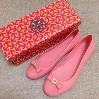 トリーバーチ(Tory Burch)のトリーバーチ♡リボン付きラバーパンプス(ハイヒール/パンプス)