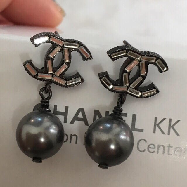 ブラックパール ココマーク シャネル ピアス-