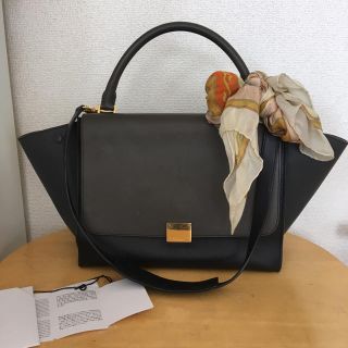 セリーヌ トラペーズ(ゴールド/金色系)の通販 30点 | celineを買う