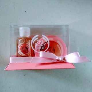 ザボディショップ(THE BODY SHOP)のピンクグレープフルーツ　ジューシィーセット(ボディクリーム)