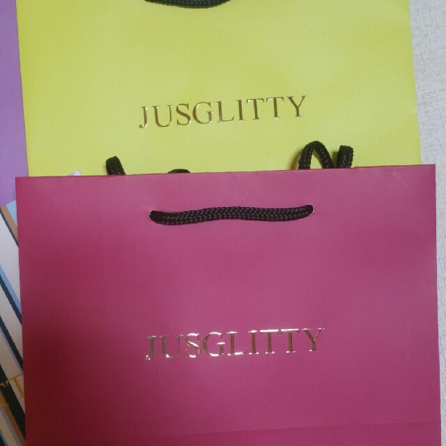 JUSGLITTY(ジャスグリッティー)のジャスグリッティー限定ショッパー4枚セット新品未使用非売品最新ラズベリー レディースのバッグ(ショップ袋)の商品写真