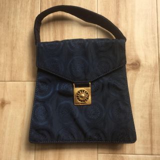 ジャンニヴェルサーチ(Gianni Versace)のGIANNI VERSACE(ハンドバッグ)