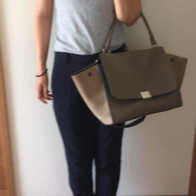 celine(セリーヌ)のトラペーズ レディースのバッグ(ハンドバッグ)の商品写真