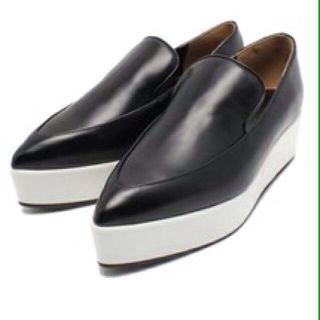 スライ(SLY)のPOINTED SLIP ON シューズ(ローファー/革靴)