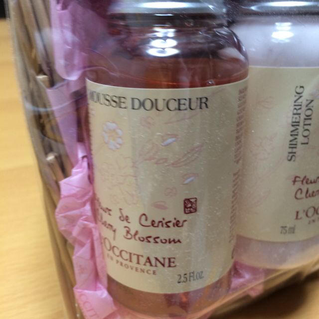 L'OCCITANE(ロクシタン)のロクシタンチェリーブロッサムセット コスメ/美容のボディケア(その他)の商品写真