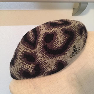 ヴィヴィアンウエストウッド(Vivienne Westwood)のレオパードサマーベレー帽 ヒョウ柄 豹柄 ヴィヴィアンウエストウッド(ハンチング/ベレー帽)