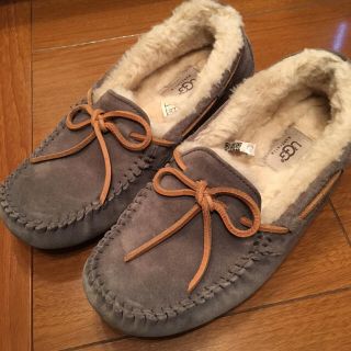 アグ(UGG)の★UGG アグ ダコタ モカシン グレー★(スリッポン/モカシン)