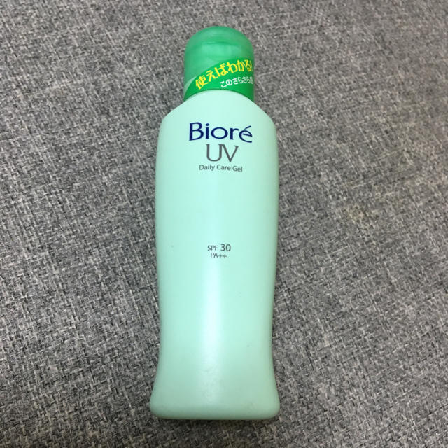 Biore(ビオレ)の年中のUVケアに！ビオレさらさらUVデイリーケアジェル コスメ/美容のボディケア(日焼け止め/サンオイル)の商品写真