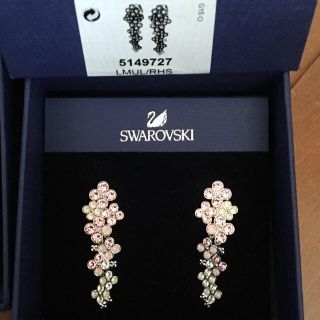 スワロフスキー(SWAROVSKI)の専用です⭐︎美品 スワロフスキー イヤリング(イヤリング)