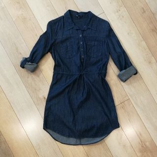 ギャップ(GAP)のGAP ロングデニムシャツMsize(シャツ/ブラウス(長袖/七分))