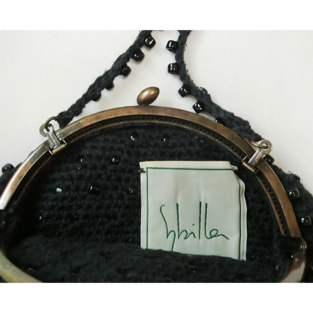 Sybilla(シビラ)のSybillaシビラ　黒い綿ニットに黒いビーズが付いたショルダーポーチ レディースのバッグ(ショルダーバッグ)の商品写真