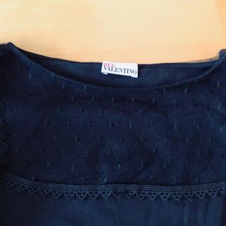 レッドヴァレンティノ(RED VALENTINO)のレッドヴァレンティノ ドットチュールトップス♡(カットソー(半袖/袖なし))