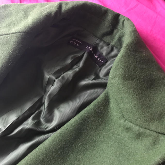 ZARA(ザラ)の綺麗めZARAグリーンコート レディースのジャケット/アウター(ロングコート)の商品写真