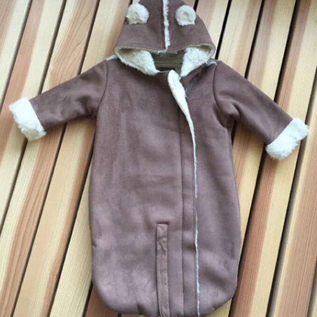 babyGAP(ベビーギャップ)の【新品】babygap ムートンカバーオール キッズ/ベビー/マタニティのベビー服(~85cm)(カバーオール)の商品写真