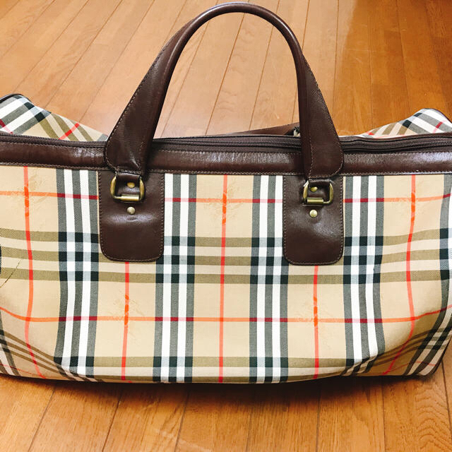 BURBERRY(バーバリー)の★美品★バーバリーボストンバッグ レディースのバッグ(ボストンバッグ)の商品写真