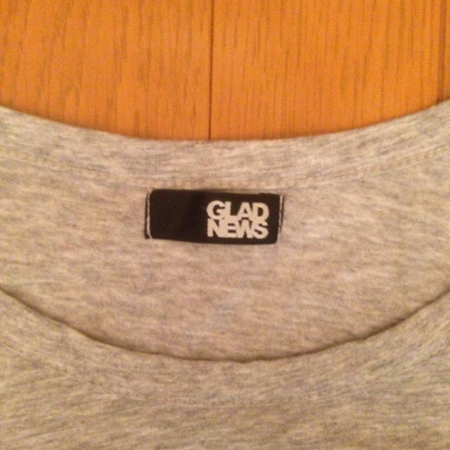 GLAD NEWS(グラッドニュース)の✳︎美品✳︎GLADNEWS　グラッドニュース　長袖Tシャツ　ミッキープリント レディースのトップス(Tシャツ(長袖/七分))の商品写真