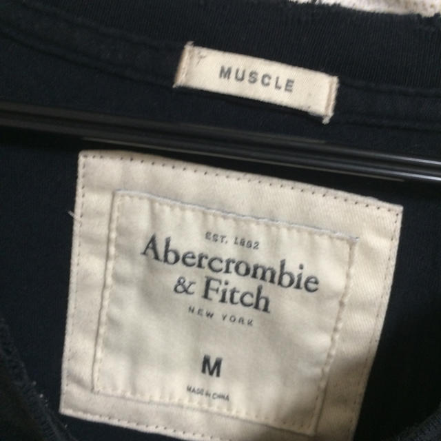 Abercrombie&Fitch(アバクロンビーアンドフィッチ)のアバクロ Tシャツ メンズのトップス(Tシャツ/カットソー(半袖/袖なし))の商品写真