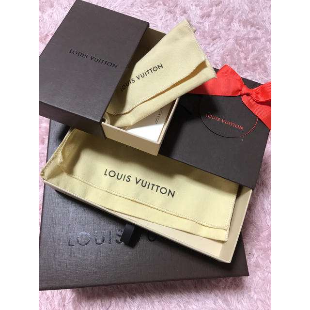 LOUIS VUITTON(ルイヴィトン)のLOUIS VUITTON3タイプ箱 エンタメ/ホビーのトレーディングカード(Box/デッキ/パック)の商品写真