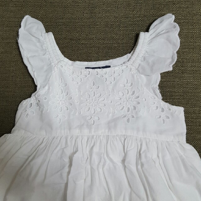 babyGAP(ベビーギャップ)のbabyGAPのワンピースです♡ キッズ/ベビー/マタニティのベビー服(~85cm)(ワンピース)の商品写真