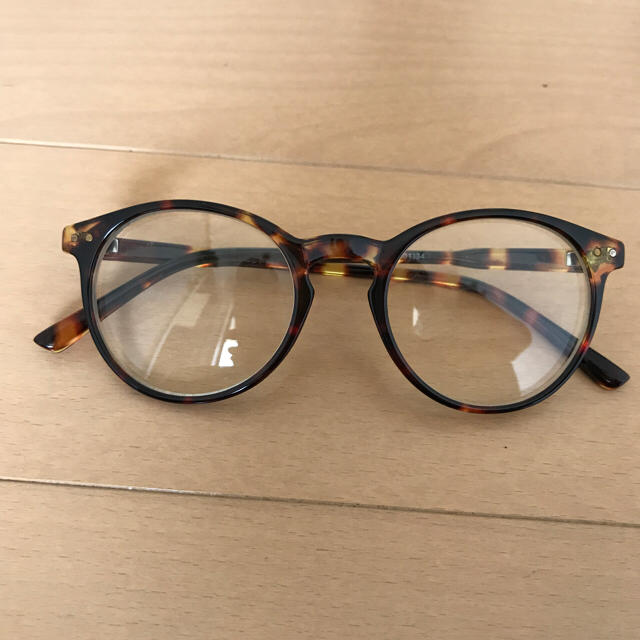 GU(ジーユー)のgu  伊達メガネ レディースのファッション小物(サングラス/メガネ)の商品写真