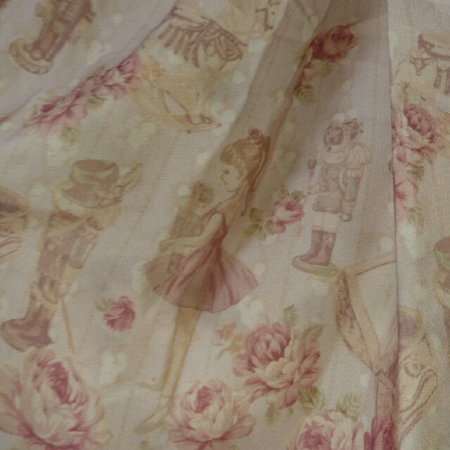 LIZ LISA(リズリサ)のリズリサ❤クルミ割り人形柄スカート レディースのスカート(ひざ丈スカート)の商品写真