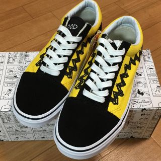 ヴァンズ(VANS)の新品レア★VANS×Peanuts OLD SKOOL23.5cm(スニーカー)