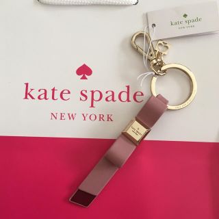 ケイトスペードニューヨーク(kate spade new york)のあみ様専用【新品最新作】ケイトスペード キーフォブ(キーホルダー)