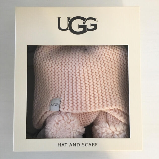 新品【UGG】☆KIDS ニット帽＆マフラーセット