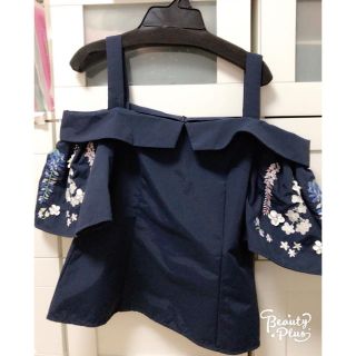 チェスティ(Chesty)のChestyトップス(カットソー(半袖/袖なし))