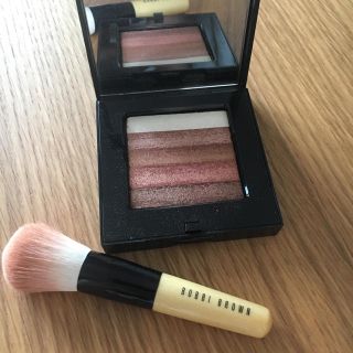 ボビイブラウン(BOBBI BROWN)のボビブラウンハイライトコンパクト(フェイスパウダー)