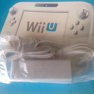 ウィーユー(Wii U)のWiiU ゲームパッド 充電器 ACアダプター  新品互換品(携帯用ゲーム機本体)