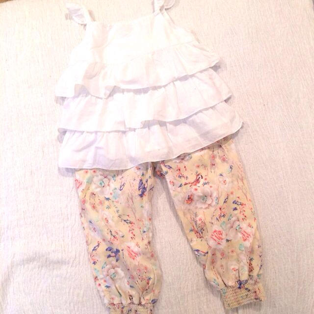 ZARA KIDS(ザラキッズ)のフリルキャミ♡花柄サルエル セット キッズ/ベビー/マタニティのキッズ服女の子用(90cm~)(その他)の商品写真