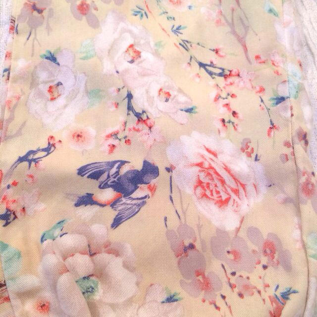 ZARA KIDS(ザラキッズ)のフリルキャミ♡花柄サルエル セット キッズ/ベビー/マタニティのキッズ服女の子用(90cm~)(その他)の商品写真