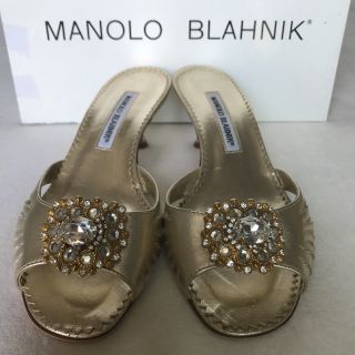 マノロブラニク(MANOLO BLAHNIK)のMANOLO BLAHNIK ビジュー サンダル ブロンズ 38 マノロブラニク(サンダル)