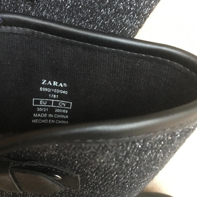 ZARA KIDS(ザラキッズ)のザラキッズ コントラストデザインレインブーツ19.５ キッズ/ベビー/マタニティのキッズ靴/シューズ(15cm~)(長靴/レインシューズ)の商品写真